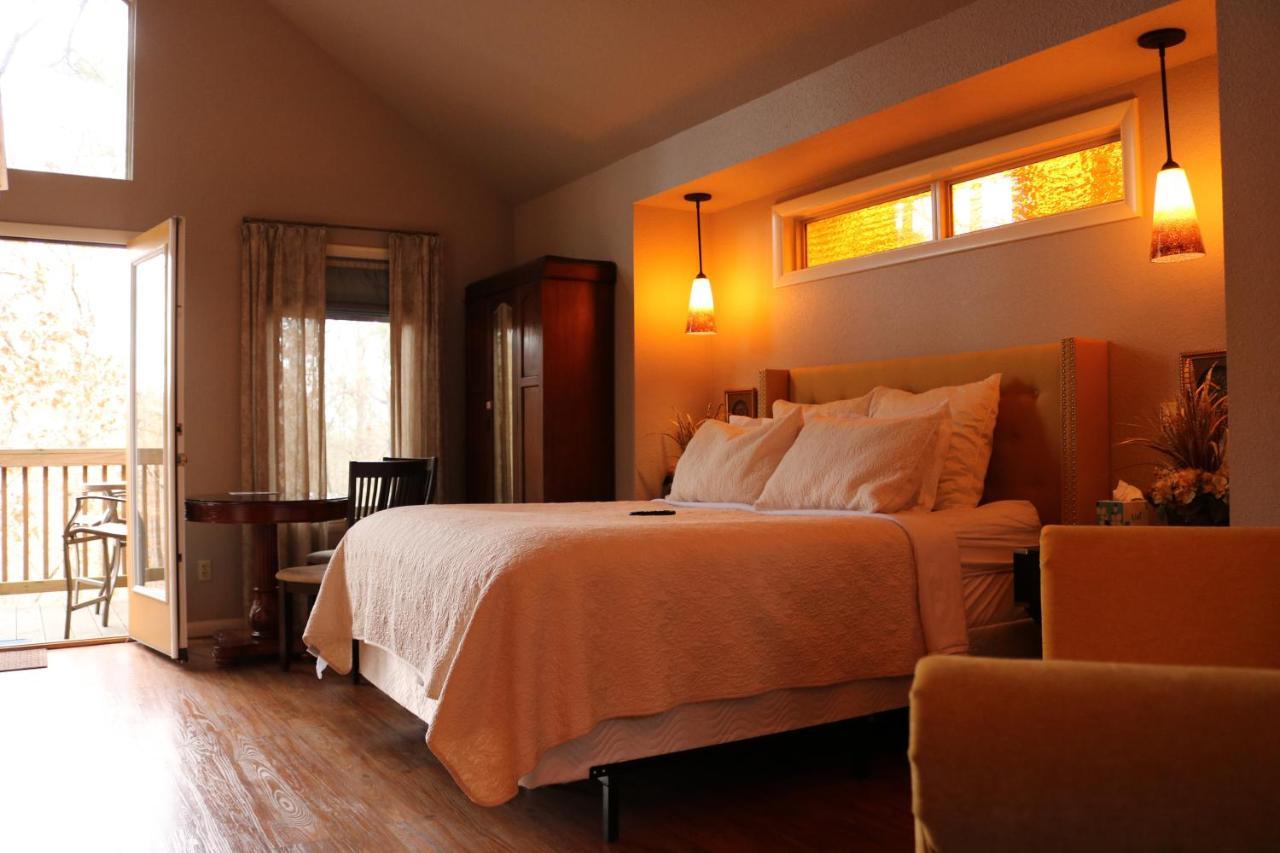 The Grand Treehouse Resort Eureka Springs Buitenkant foto