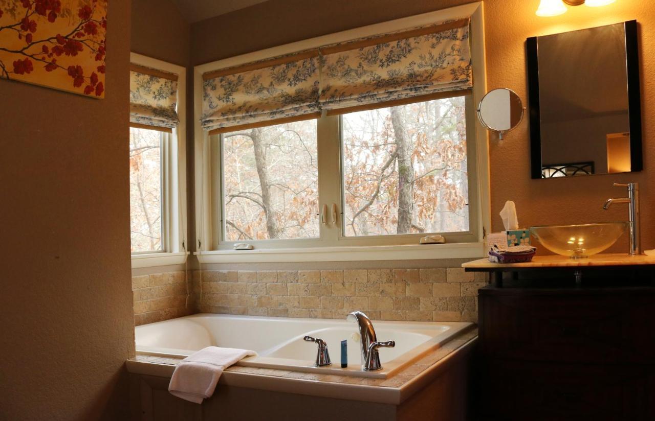 The Grand Treehouse Resort Eureka Springs Buitenkant foto