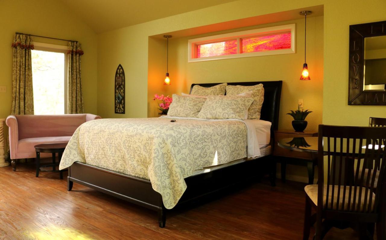 The Grand Treehouse Resort Eureka Springs Buitenkant foto