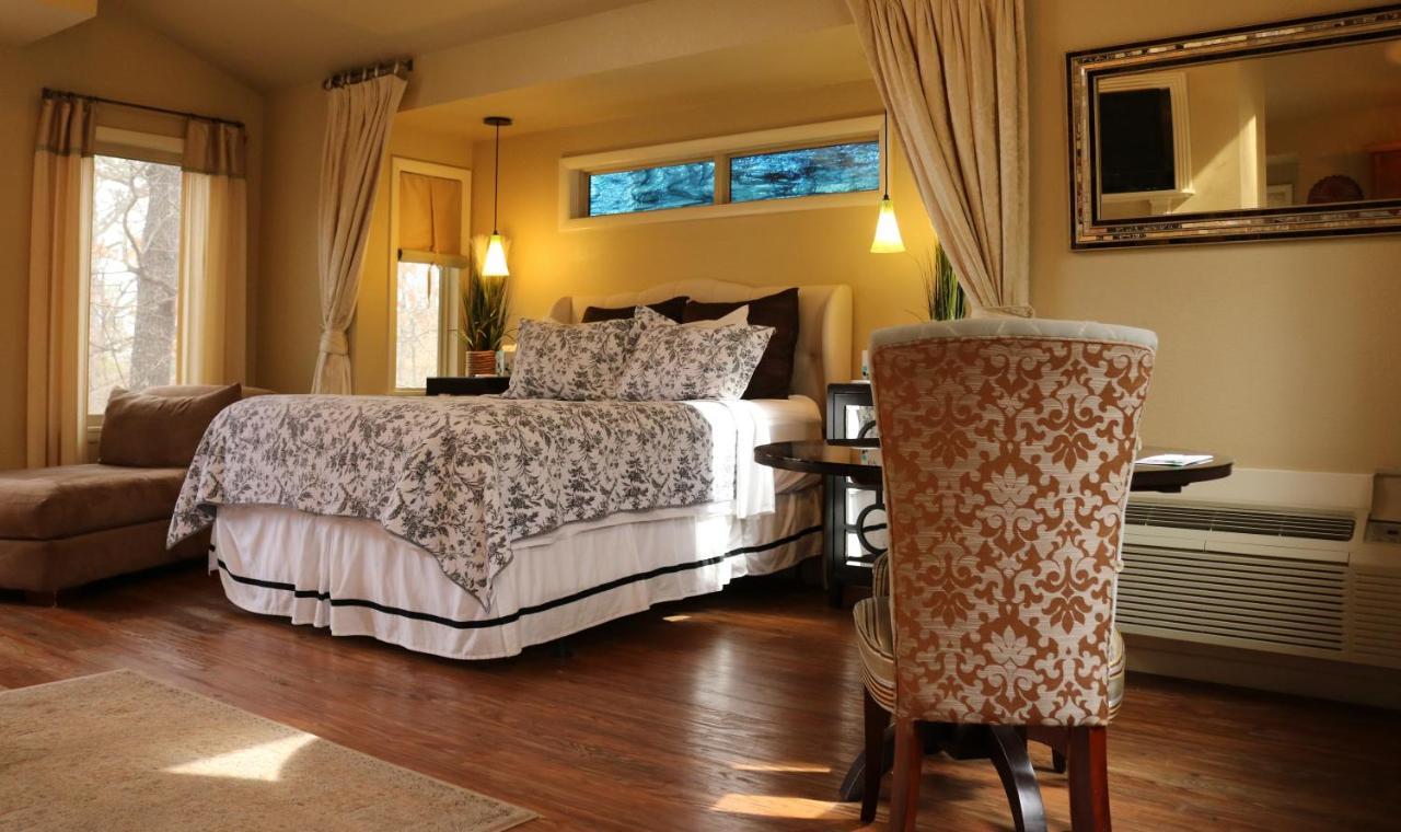 The Grand Treehouse Resort Eureka Springs Buitenkant foto
